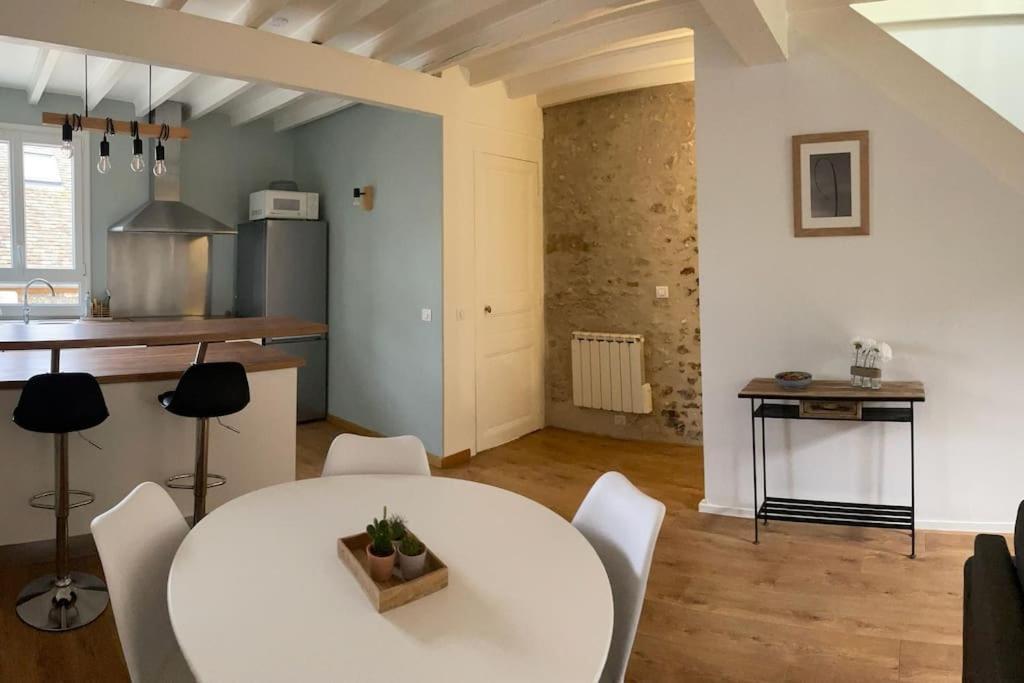 Tiny Paradise - 2 Bedrooms Apartment Montigny-sur-Loing Exterior photo